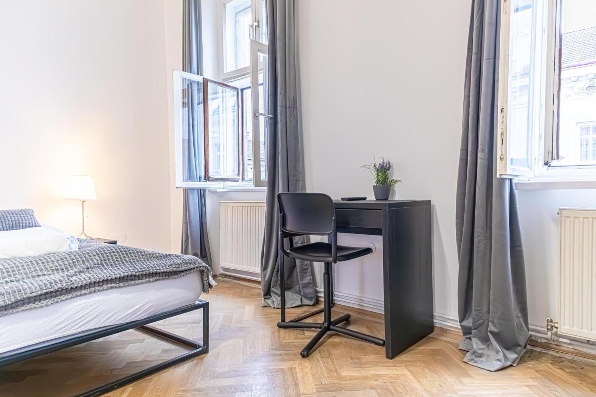 Spacious 2Br Apt -Near Wiener Stadthalle Burggassewiener Well Located Екстер'єр фото