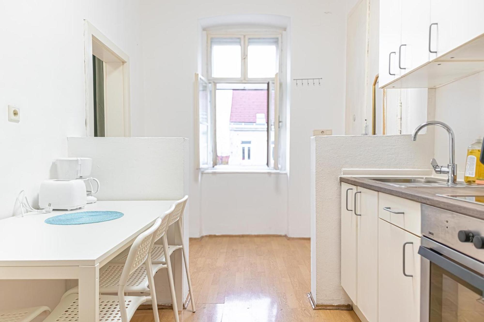 Spacious 2Br Apt -Near Wiener Stadthalle Burggassewiener Well Located Екстер'єр фото